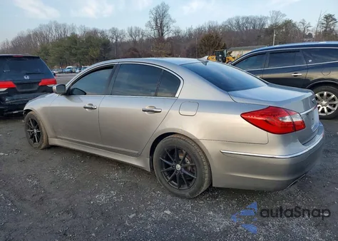 2013 Hyundai Genesis 3.8L z USA, uszkodzony, nr VIN KMHGC4DD4DU219452